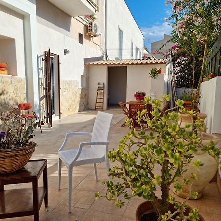 Sorelle Di Riviera Siraküza Dış mekan fotoğraf